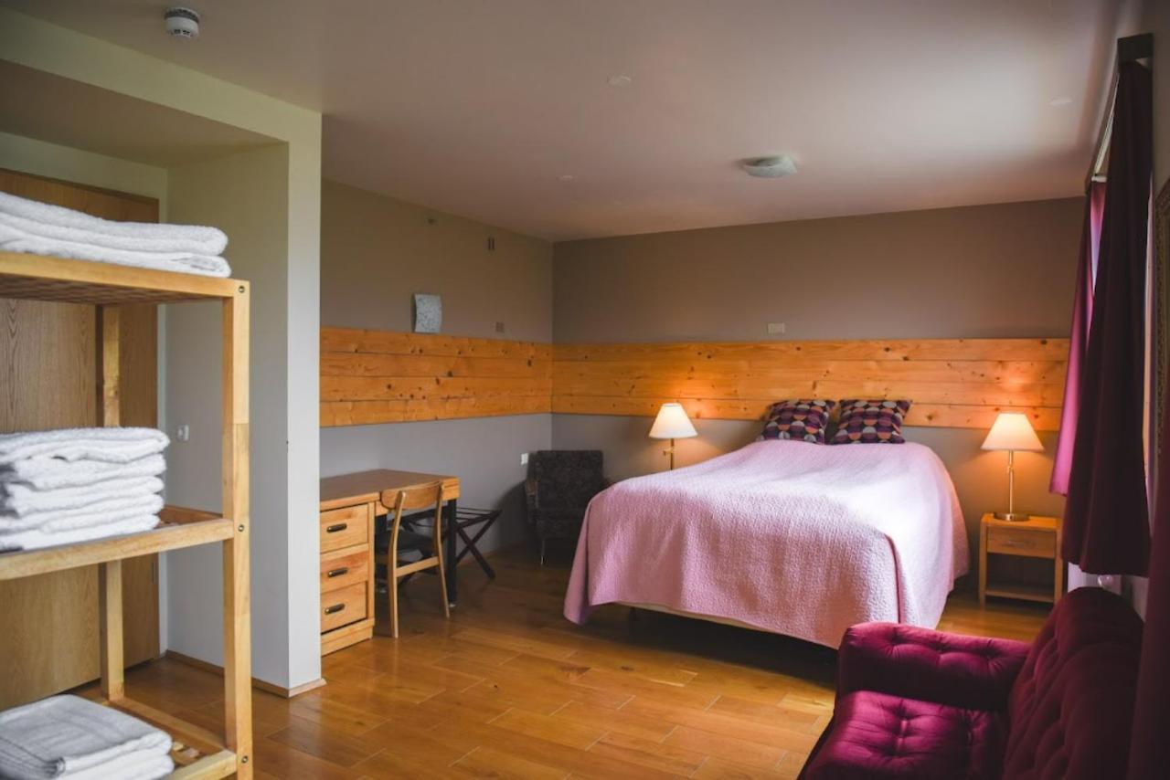 Hotel Latrabjarg Hnjotur Extérieur photo